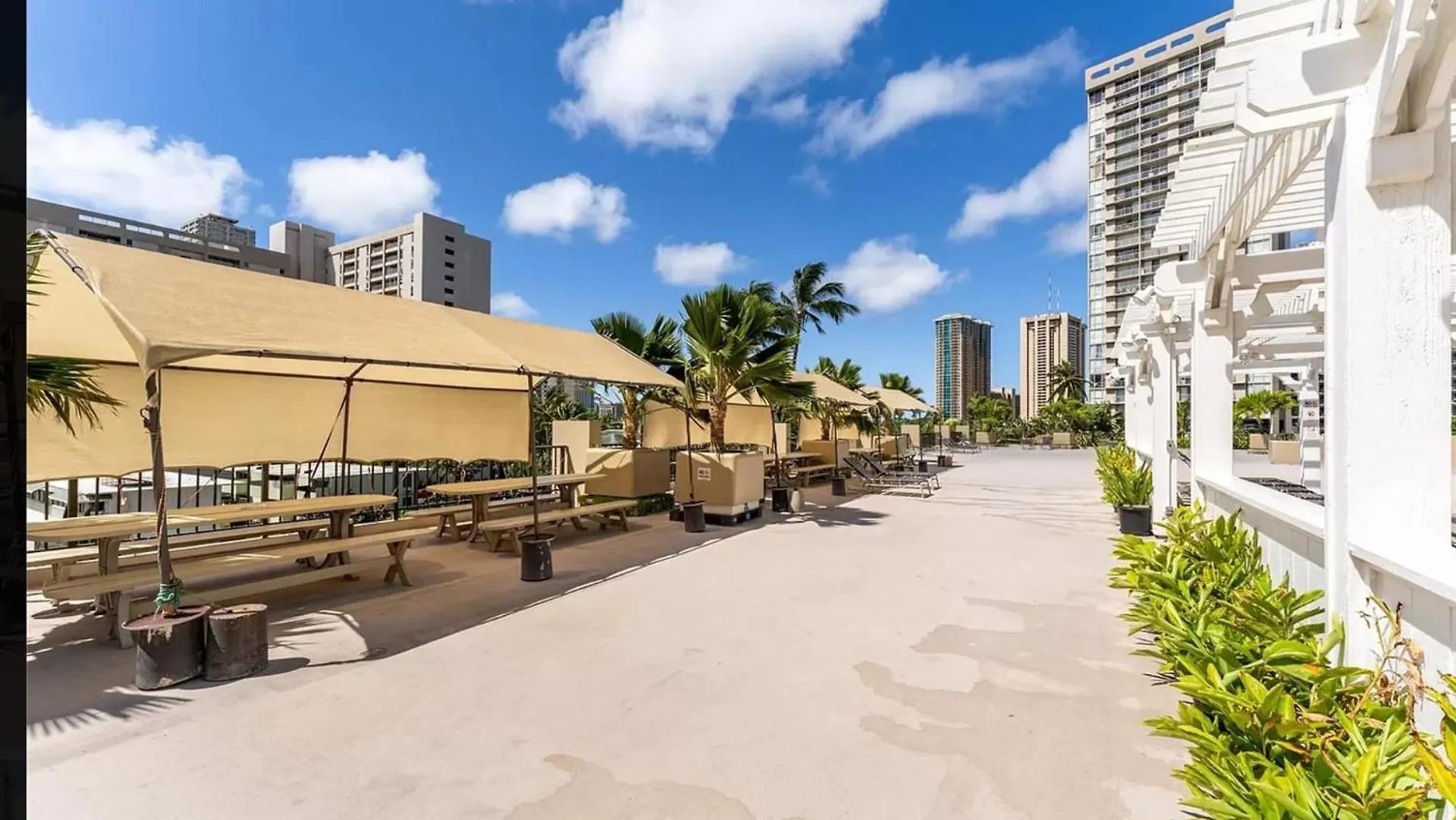 Apartment Waikiki Monarch Hotel Studio Near Waikiki - Mountain And City View - Full Kitchen Honolulu